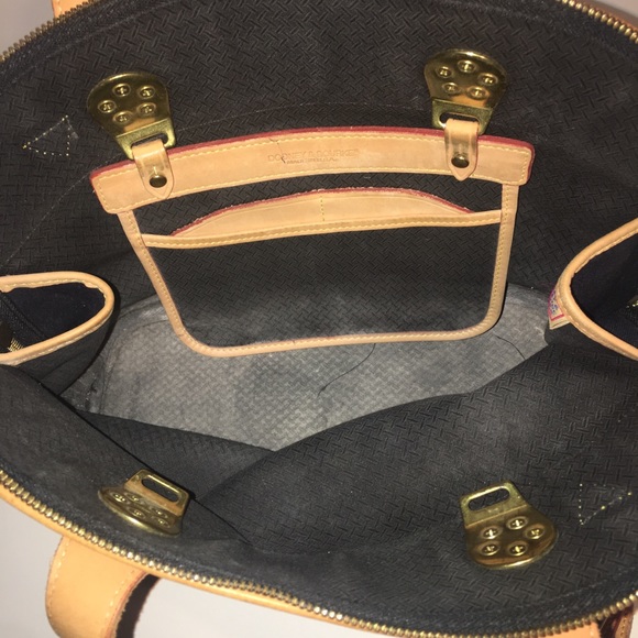 Dooney & Bourke Bag - Picture 4 of 7